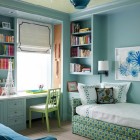 Детская комната, стиль эклектика, голубые стены, для девочек и мальчиков, синий диван, письменный стол