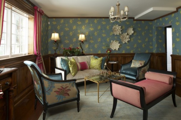 Цветочные орнаменты в текстиле: диваны, стулья, кресла