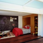 Детские, современный интерьер, игровая комната, доска для рисования, перегородка из штор