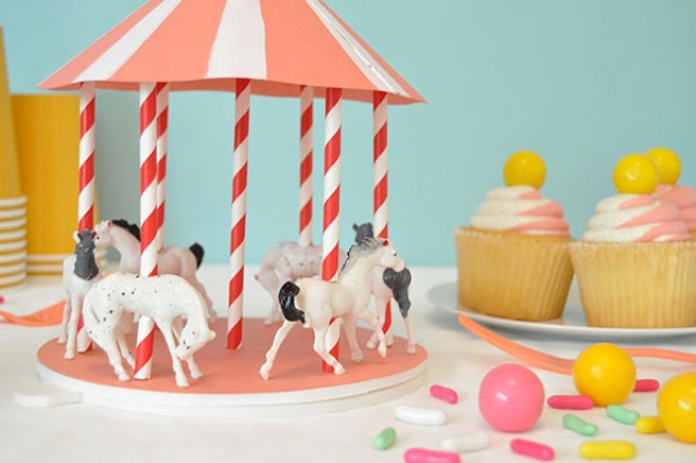 Cute-And-Girlish-DIY-Spinning-Carousel-Centerpiece2