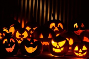 Как вырезать тыкву на Хэллоуин: 6 простых шагов