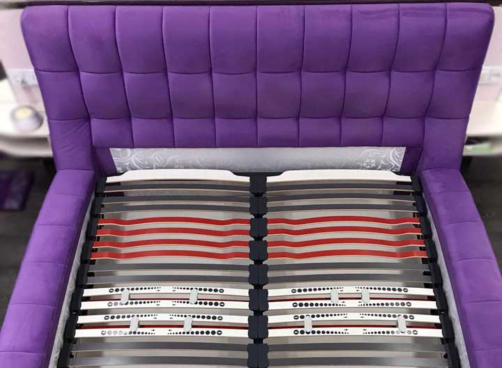 Кровати с металлическим каркасом и ортопедическими ламелями на заказ